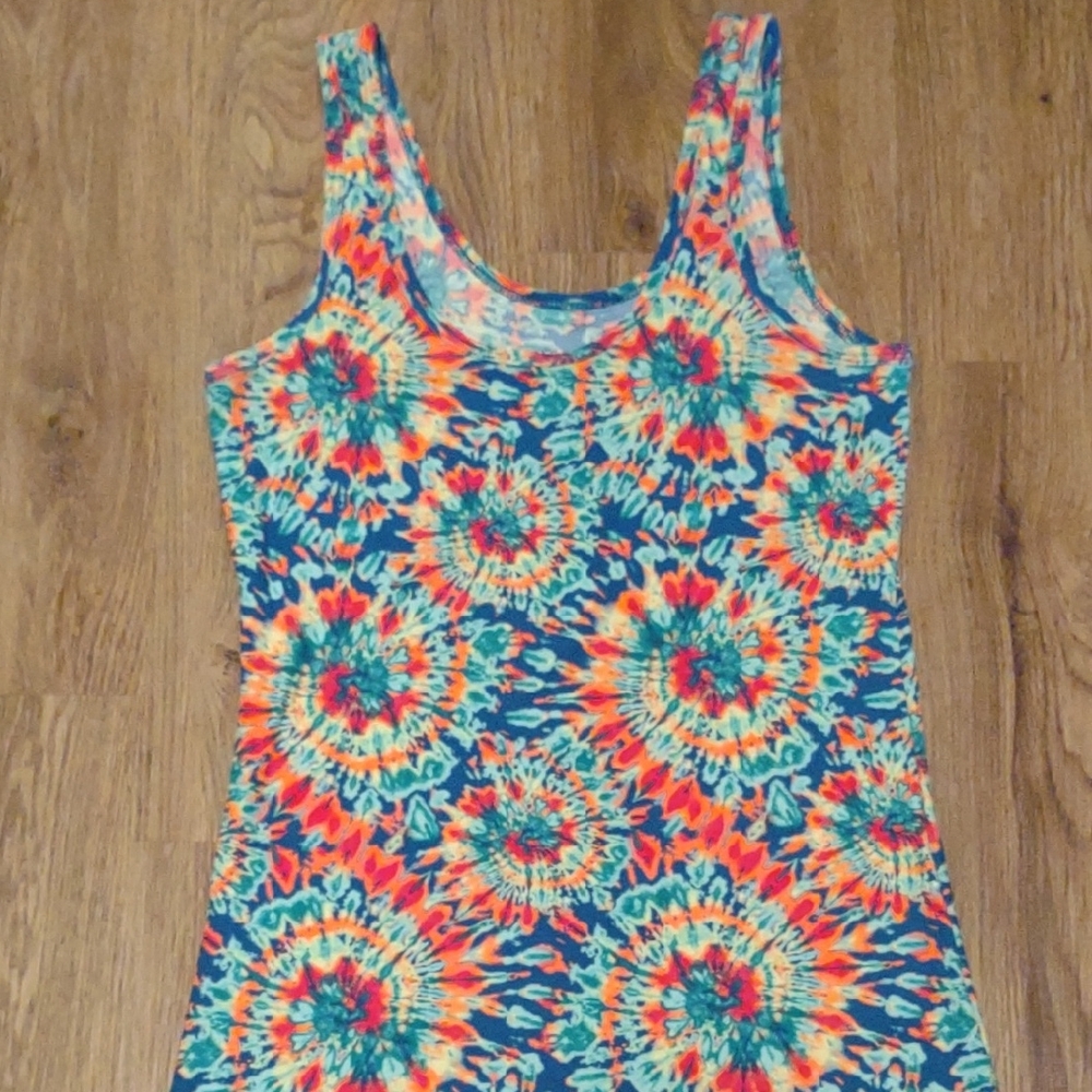 No Boundaries Vibrant Multicolor Women's Tank Top - size S